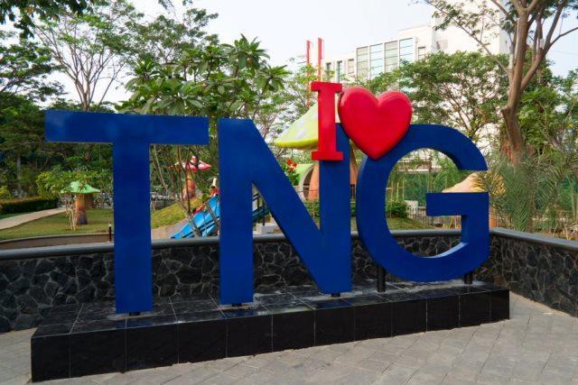 Amaris Hotel Tangerang Bagian luar foto